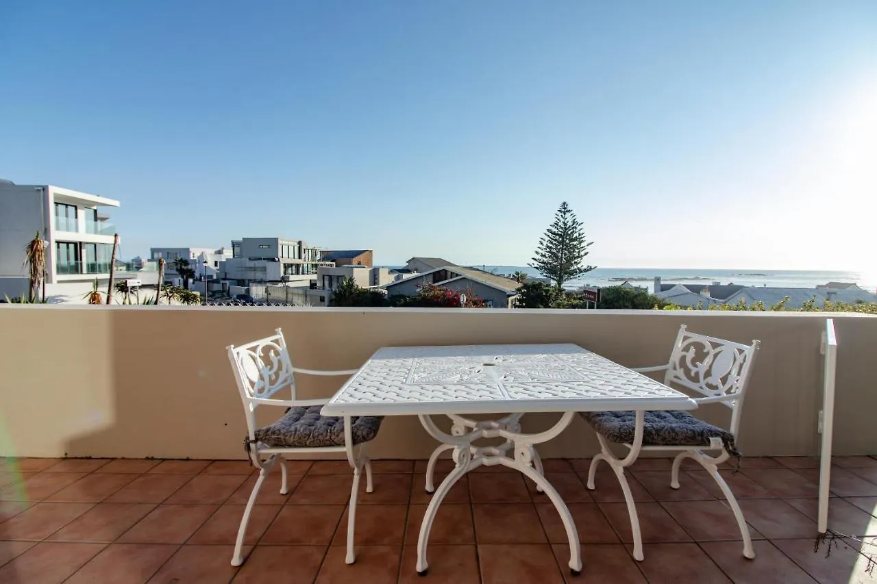 ****  Blaauw Village Guest House Bloubergstrand Südafrika