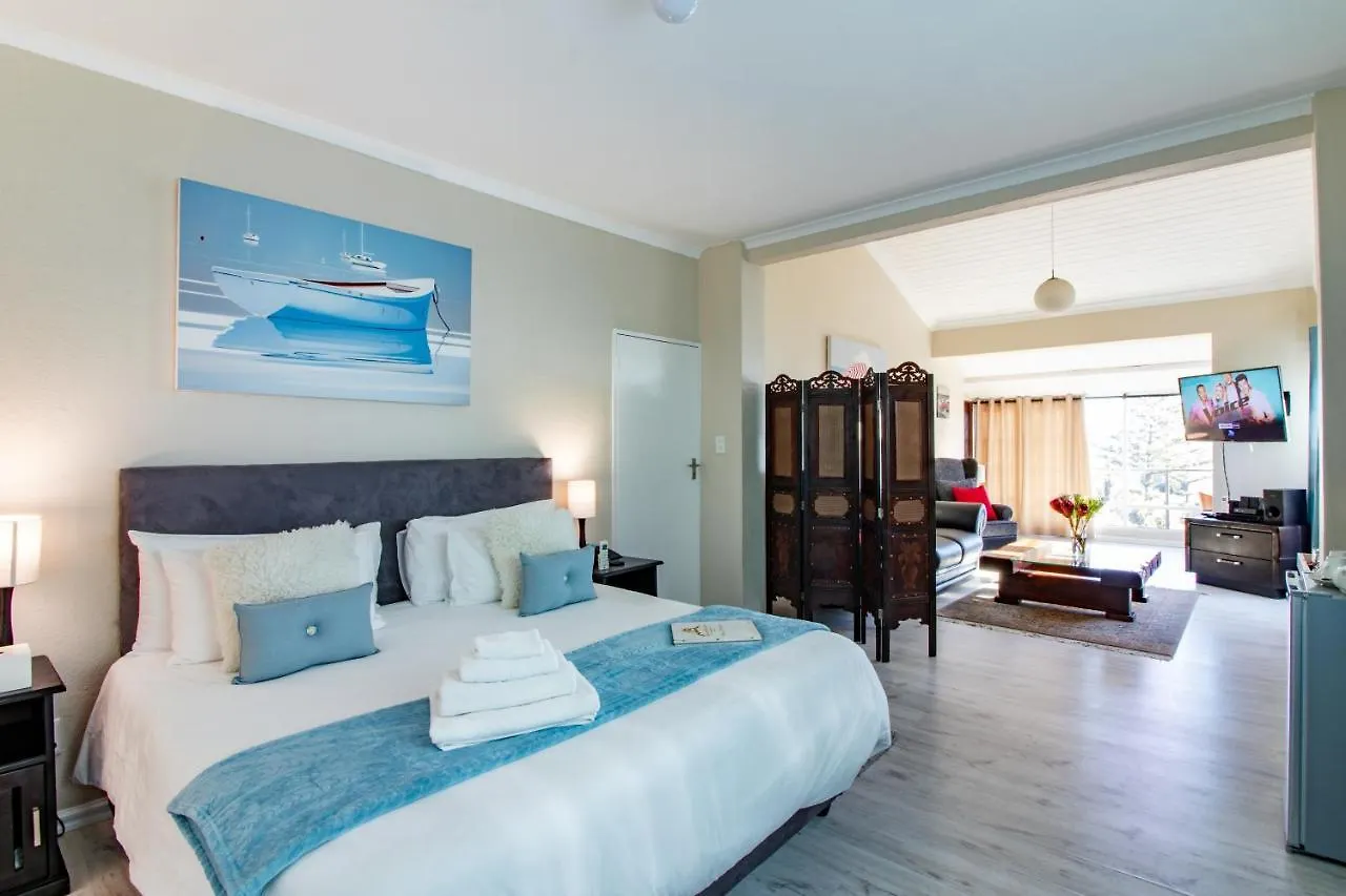 Blaauw Village Guest House Bloubergstrand