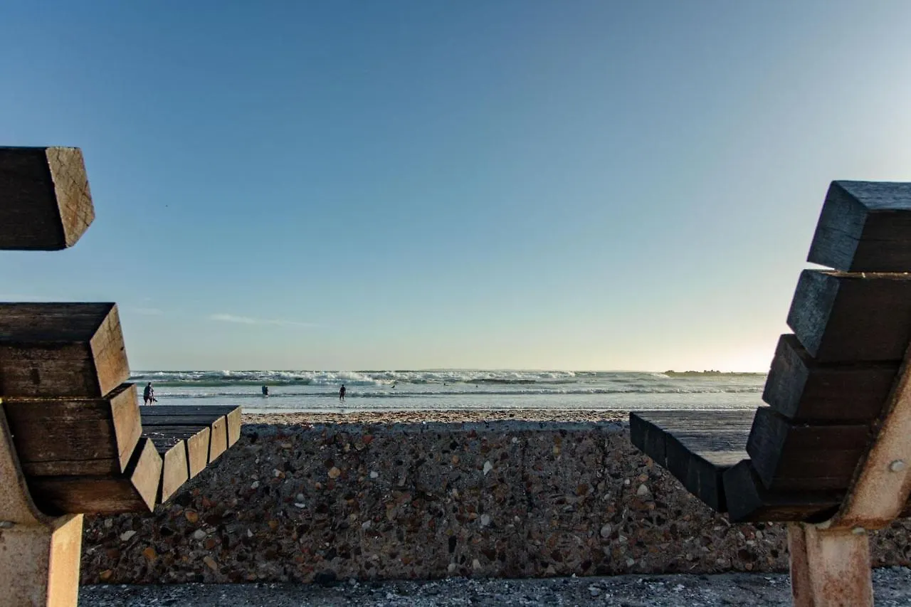 ****  Blaauw Village Guest House Bloubergstrand Südafrika